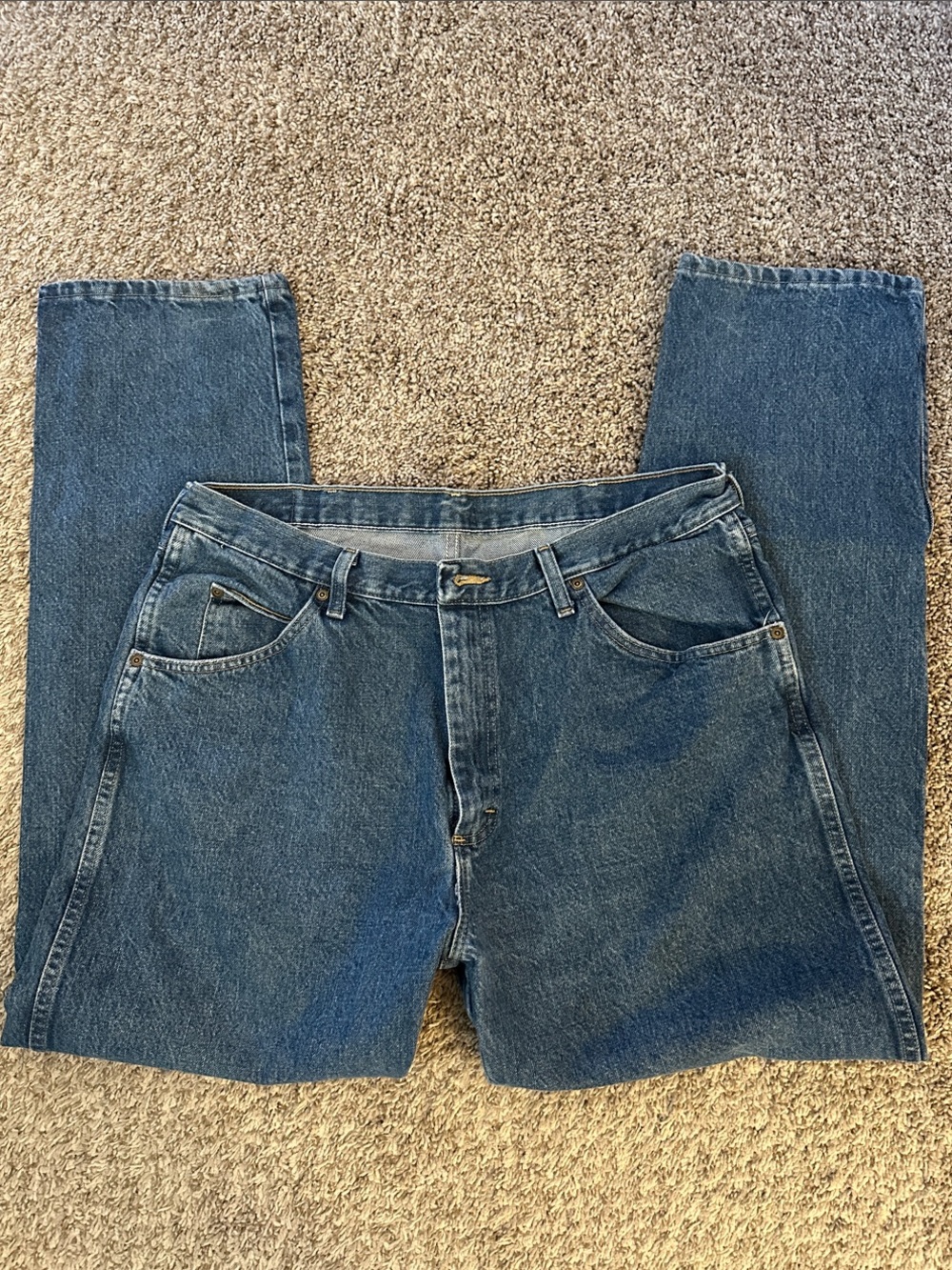 Wrangler Men's Straight-Leg Denim Jeans in Blue